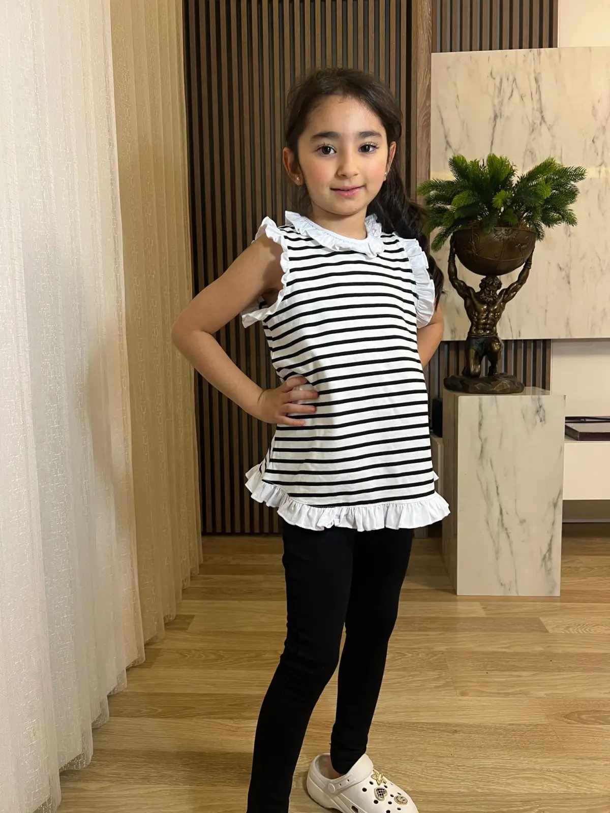 Siyah Beyaz Çizgili Bluz