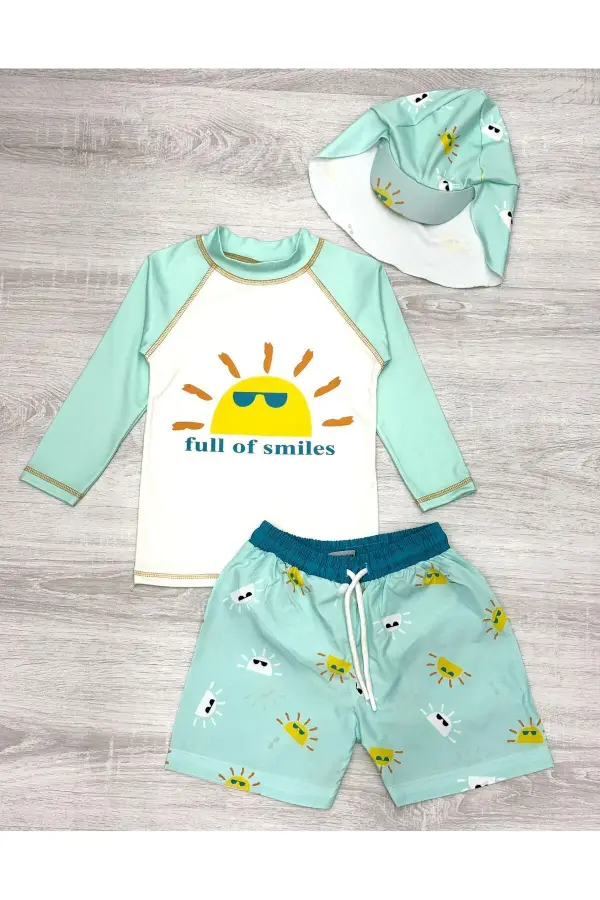 Güneş Korumalı Boneli Karakter Desenli Deniz Şortlu Mayo Takım