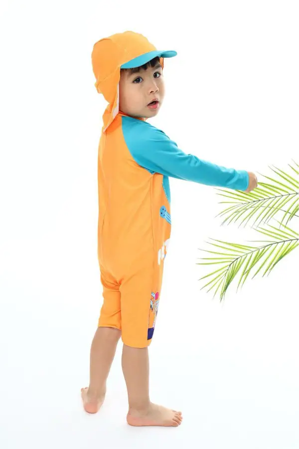 Şapkalı Fermuarlı Uzun Kollu Mayo