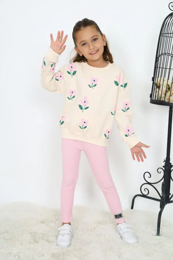 Çiçek Desenli Iki Iplik Kız Çocuk Takımları