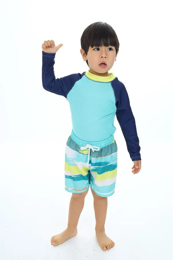 Güneş Korumalı Karakter Desenli Deniz Şortlu Mayo Takım