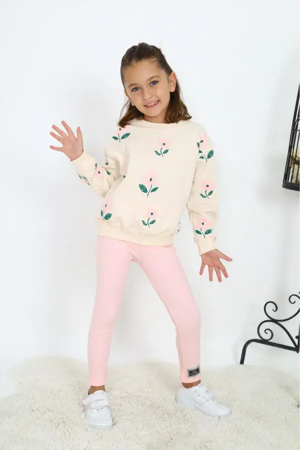 Çiçek Desenli Iki Iplik Kız Çocuk Takımları