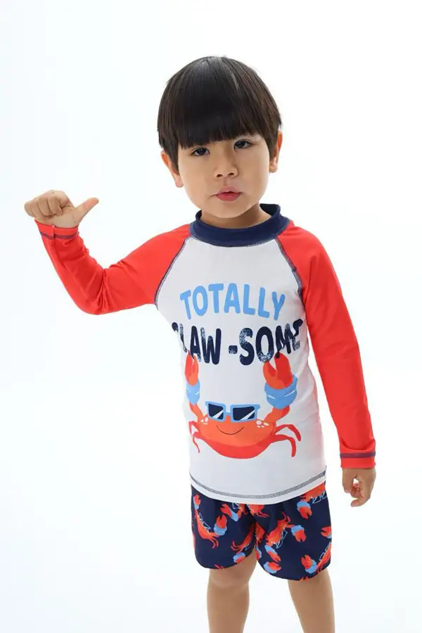 Güneş Korumalı Karakter Desenli Deniz Şortlu Mayo Takım