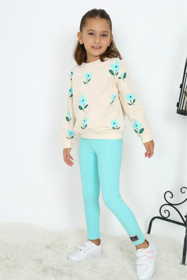 Çiçek Desenli Iki Iplik Kız Çocuk Takımları