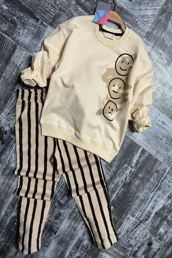 Emoji Baskılı Çizgili Spor Erkek Çocuk Takım