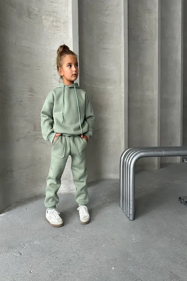 Üç İplik Kapüşonlu Şardonlu Takım