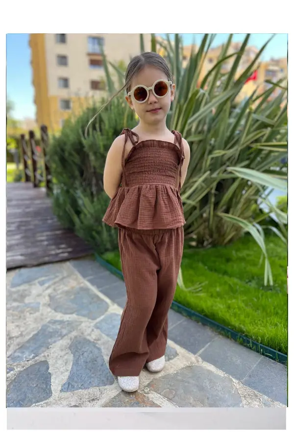 Fırfır Detaylı Kız Çocuk Takım