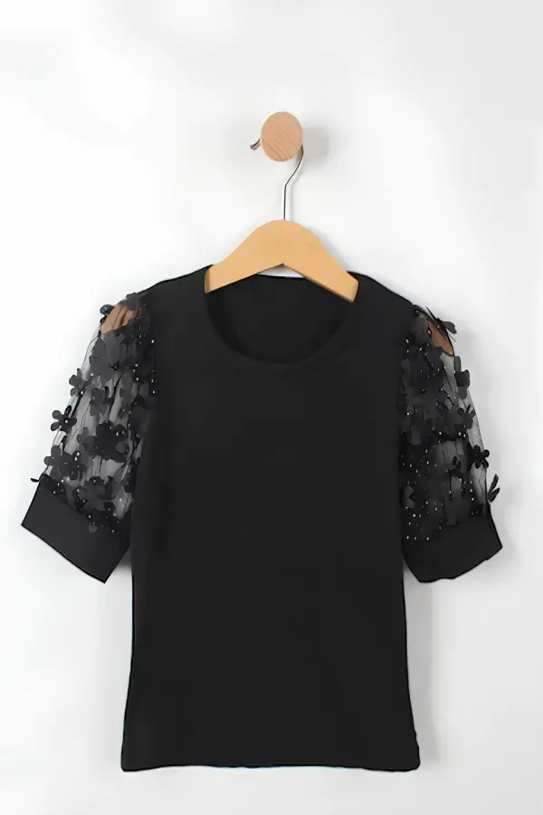 Kolları Tüllü Siyah T-shirt